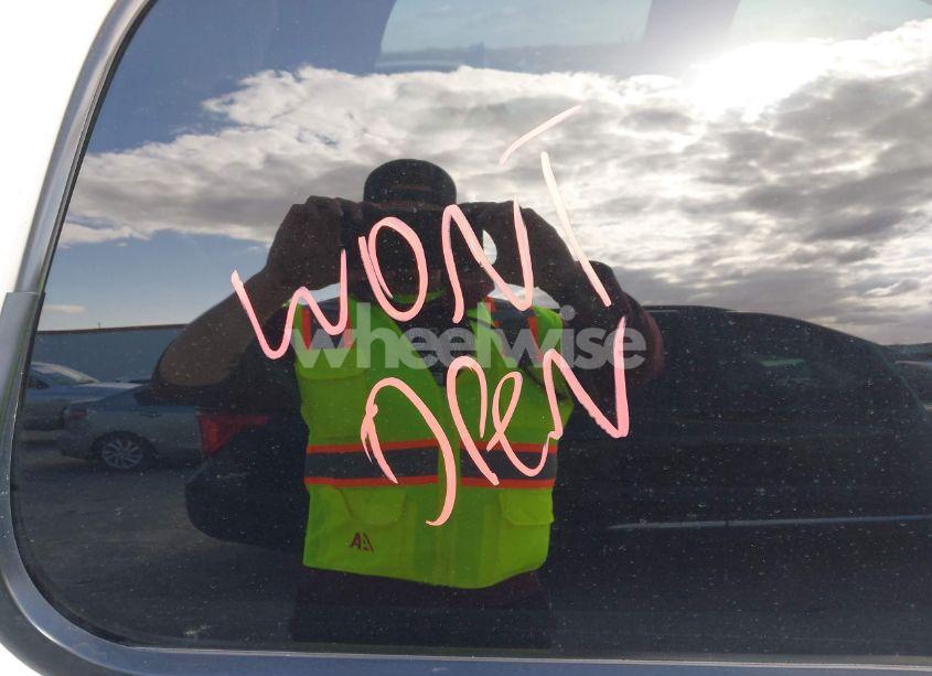 Photo 8 of 2013 Chevrolet Tahoe COMMERCIAL FLEET (VIN 1GNLC2E06DR348757)