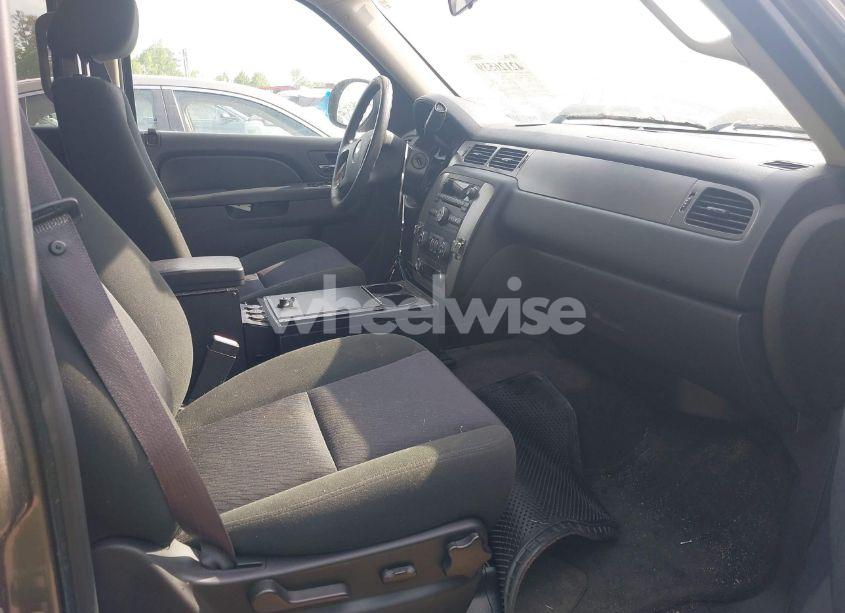 Photo 5 of 2012 Chevrolet Tahoe COMMERCIAL FLEET (VIN 1GNLC2E07CR187432)