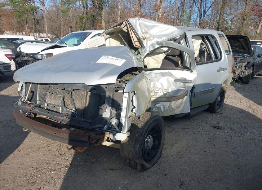 Photo 2 of 2014 Chevrolet Tahoe COMMERCIAL FLEET (VIN 1GNLC2E08ER161182)