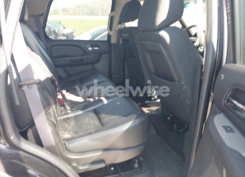 Photo 8 of 2014 Chevrolet Tahoe COMMERCIAL FLEET (VIN 1GNLC2E09ER220207)