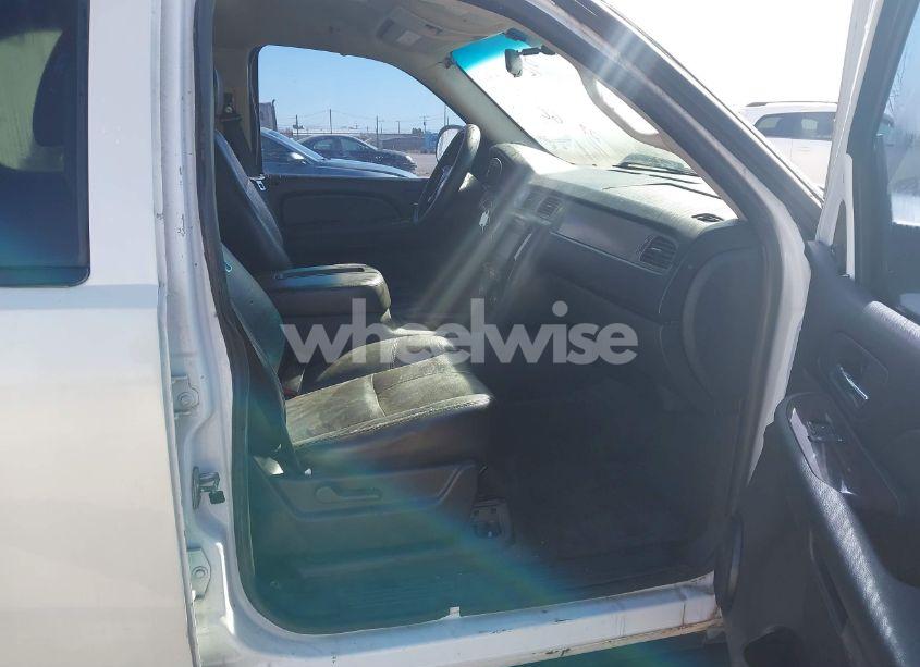 Photo 5 of 2012 Chevrolet Tahoe COMMERCIAL FLEET (VIN 1GNLC2E0XCR185593)