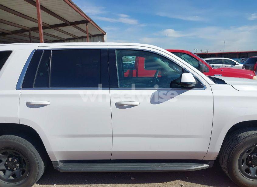 Photo 13 of 2018 Chevrolet Tahoe COMMERCIAL FLEET (VIN 1GNLCDEC0JR283440)