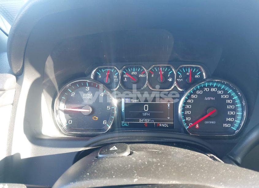 Photo 7 of 2018 Chevrolet Tahoe COMMERCIAL FLEET (VIN 1GNLCDEC0JR283440)