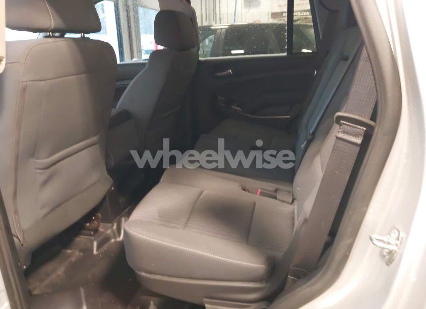 Photo 8 of 2019 Chevrolet Tahoe COMMERCIAL FLEET (VIN 1GNLCDEC2KR356485)