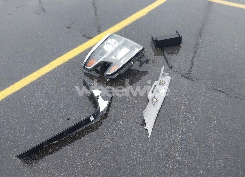 Photo 12 of 2019 Chevrolet Tahoe COMMERCIAL FLEET (VIN 1GNLCDEC4KR198330)