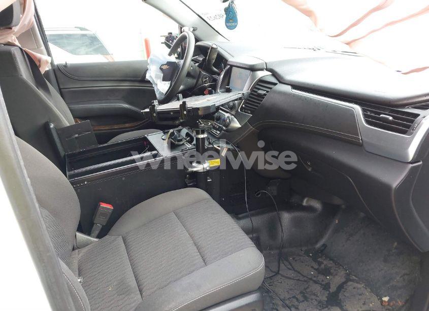 Photo 5 of 2020 Chevrolet Tahoe 2WD COMMERCIAL FLEET (VIN 1GNLCDEC7LR199179)