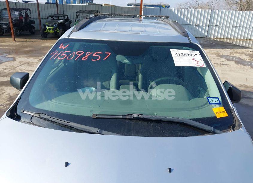 Photo 18 of 2010 Chevrolet Traverse LS (VIN 1GNLREED2AJ222490)