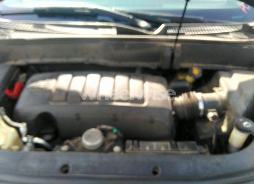 Photo 10 of 2010 Chevrolet Traverse LS (VIN 1GNLREED2AS126238)