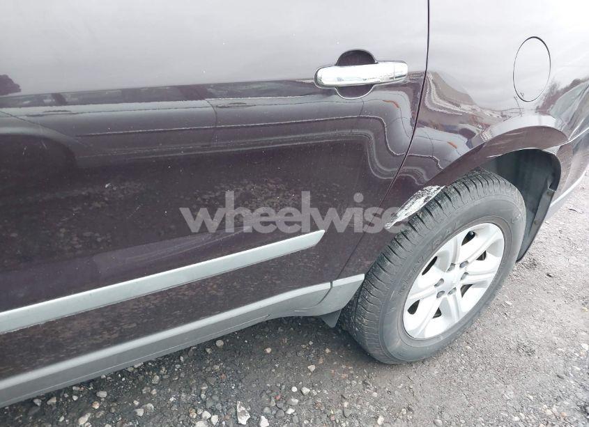 Photo 6 of 2010 Chevrolet Traverse LS (VIN 1GNLREED3AS113045)