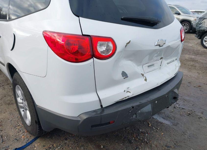 Photo 17 of 2010 Chevrolet Traverse LS (VIN 1GNLREEDXAS117433)