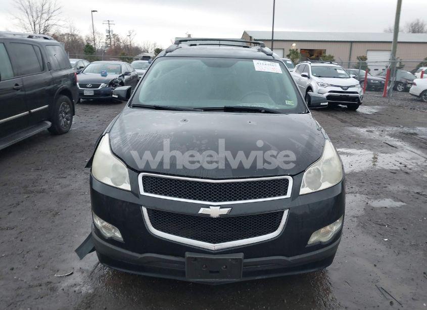Photo 12 of 2010 Chevrolet Traverse LT (VIN 1GNLRFED0AS115616)