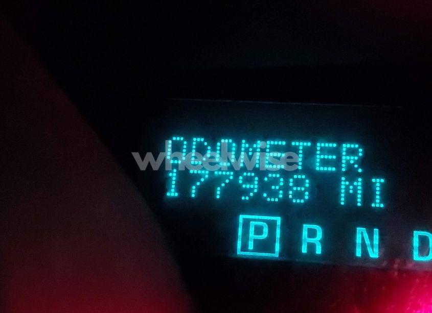 Photo 15 of 2010 Chevrolet Traverse LT (VIN 1GNLRFED0AS127751)