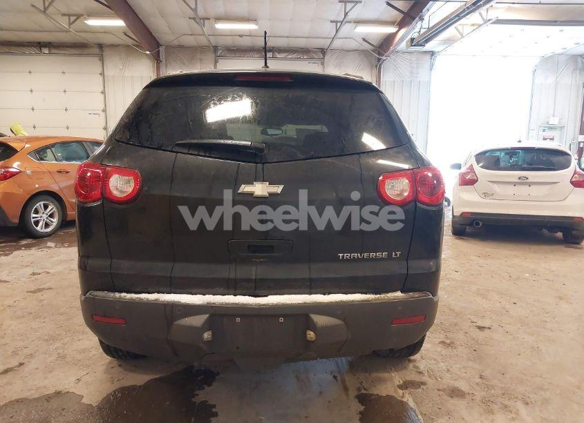 Photo 16 of 2010 Chevrolet Traverse LT (VIN 1GNLRFED0AS127751)
