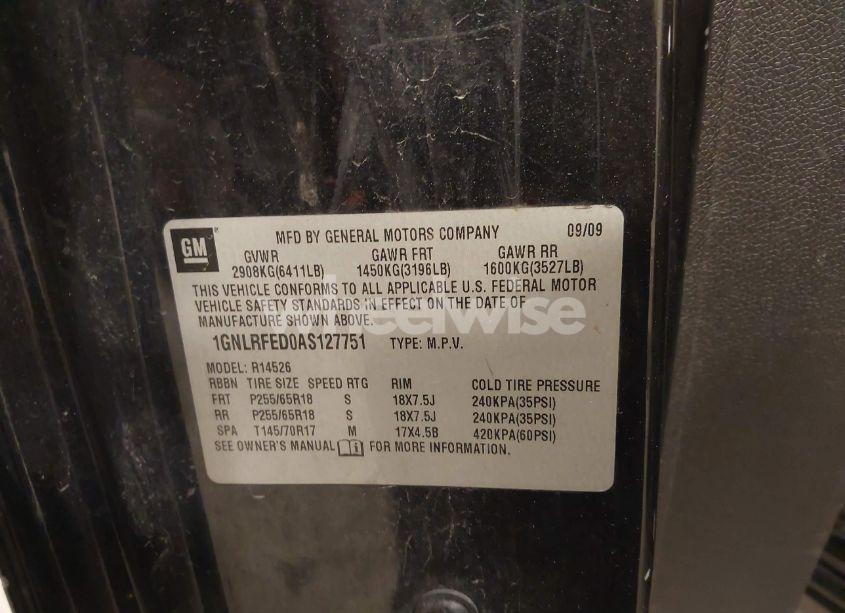 Photo 9 of 2010 Chevrolet Traverse LT (VIN 1GNLRFED0AS127751)