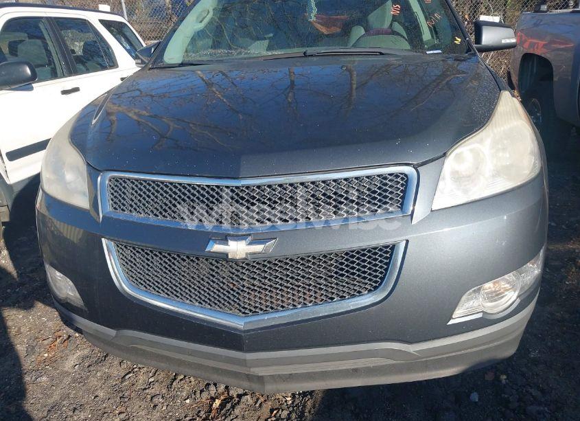 Photo 6 of 2010 Chevrolet Traverse LT (VIN 1GNLRFED0AS151144)