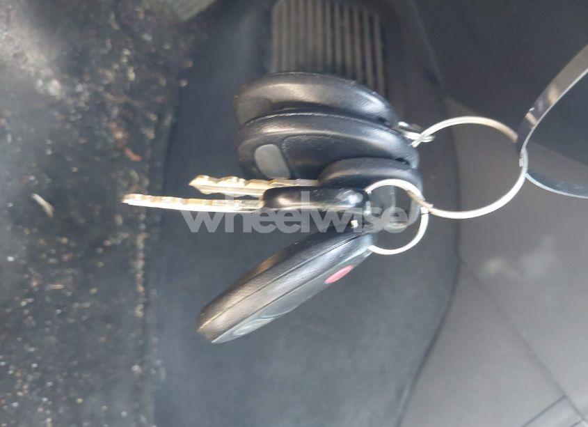 Photo 11 of 2010 Chevrolet Traverse LT (VIN 1GNLRFED1AS130139)