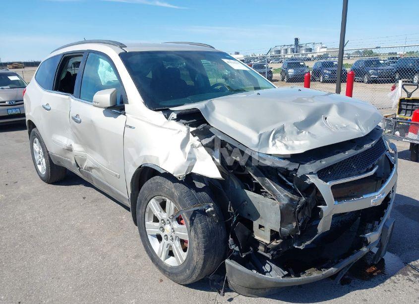 2010 Chevrolet Traverse LT (VIN 1GNLRFED1AS139729) main photo