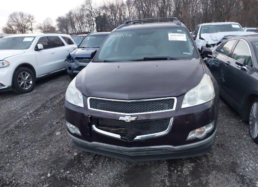 Photo 12 of 2010 Chevrolet Traverse LT (VIN 1GNLRFED3AS147315)