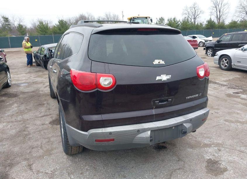 Photo 16 of 2010 Chevrolet Traverse LT (VIN 1GNLRFED3AS147315)