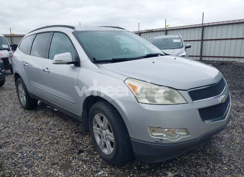 2010 Chevrolet Traverse LT (VIN 1GNLRFED4AS134038) main photo