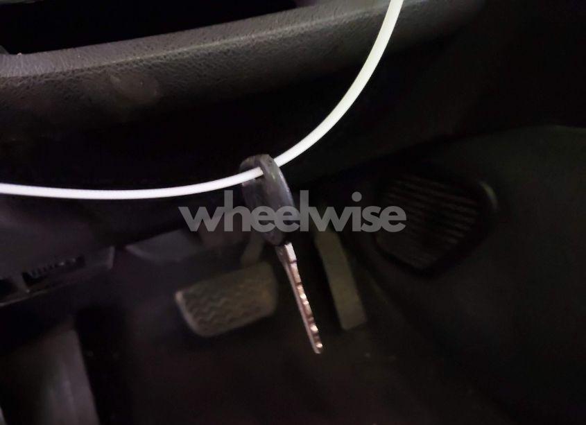 Photo 11 of 2010 Chevrolet Traverse LT (VIN 1GNLRFED4AS143368)