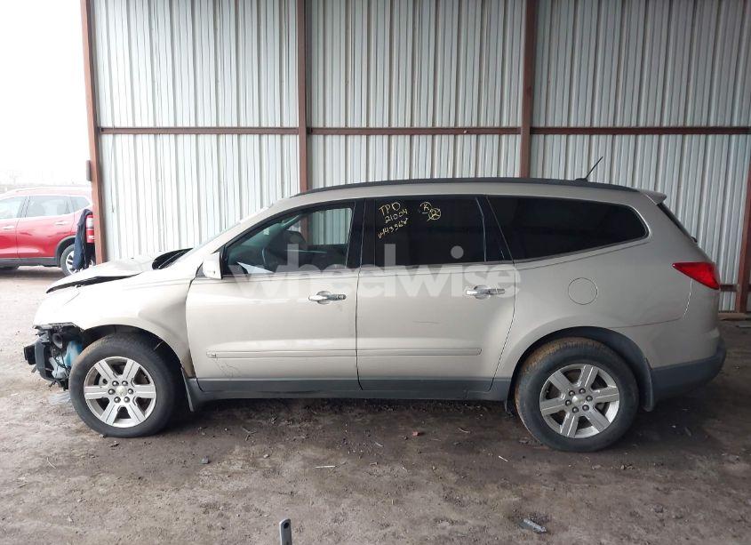 Photo 15 of 2010 Chevrolet Traverse LT (VIN 1GNLRFED4AS143368)