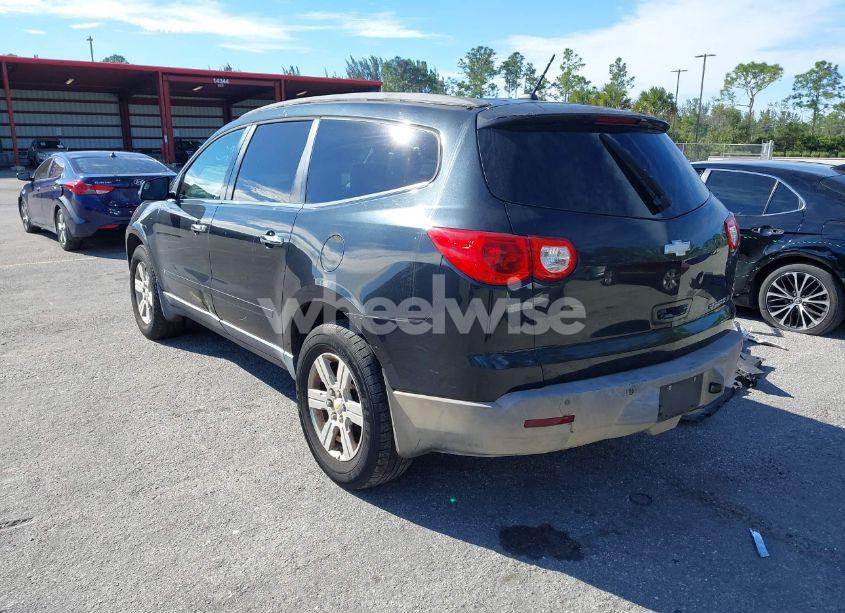 Photo 12 of 2010 Chevrolet Traverse LT (VIN 1GNLRFED5AS120133)