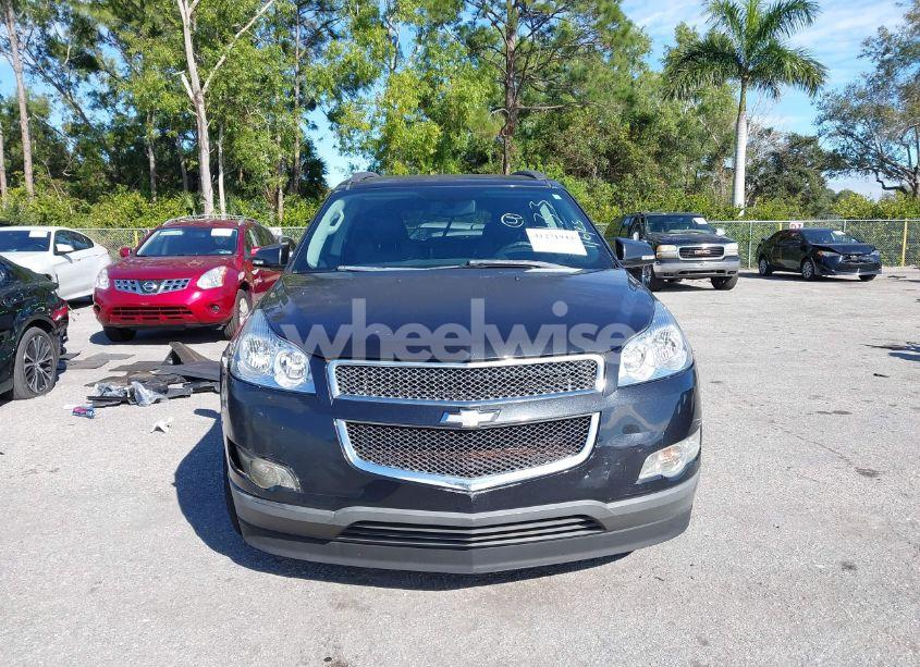 Photo 13 of 2010 Chevrolet Traverse LT (VIN 1GNLRFED5AS120133)