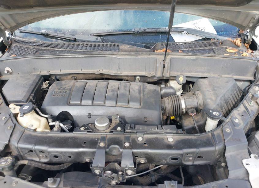 Photo 10 of 2010 Chevrolet Traverse LT (VIN 1GNLRFED5AS127602)