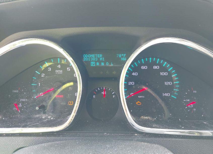 Photo 7 of 2010 Chevrolet Traverse LT (VIN 1GNLRFED5AS127602)