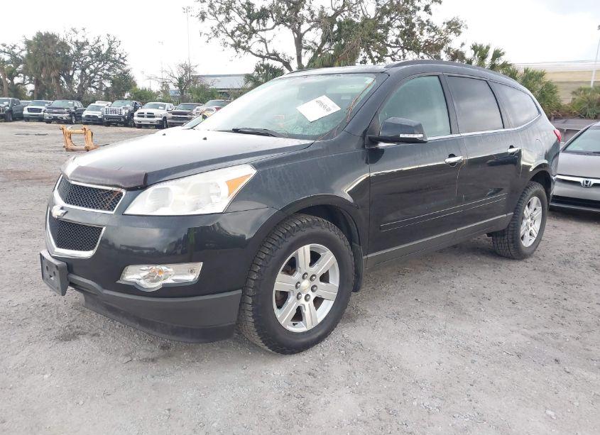 Photo 2 of 2010 Chevrolet Traverse LT (VIN 1GNLRFED7AJ266698)