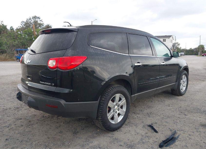 Photo 4 of 2010 Chevrolet Traverse LT (VIN 1GNLRFED7AJ266698)