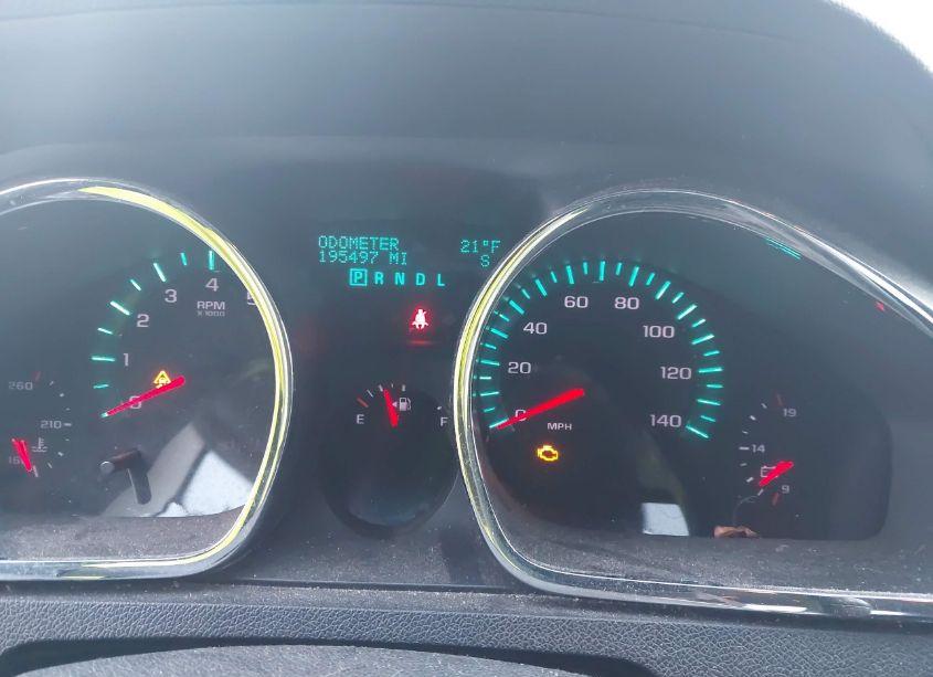 Photo 7 of 2010 Chevrolet Traverse LT (VIN 1GNLRFED8AS136858)