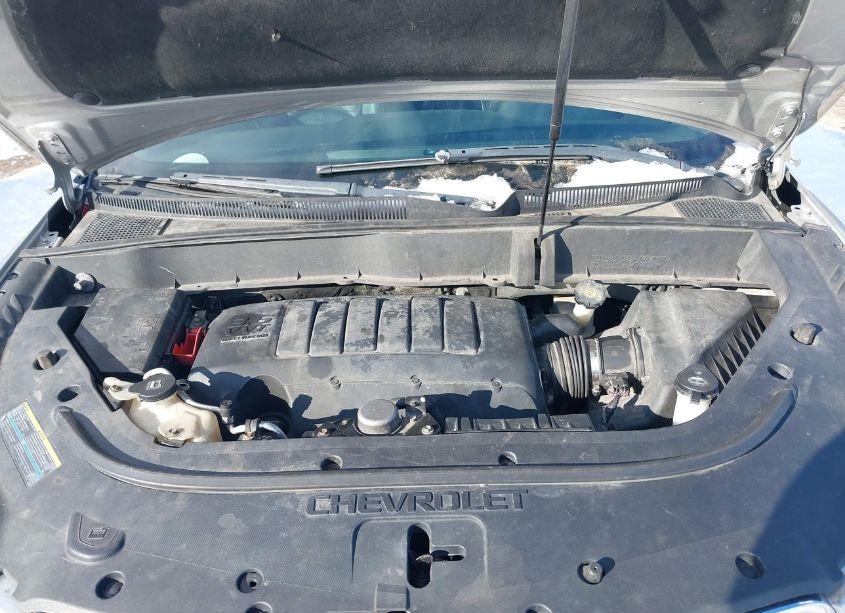 Photo 10 of 2010 Chevrolet Traverse LT (VIN 1GNLRGED2AJ207760)