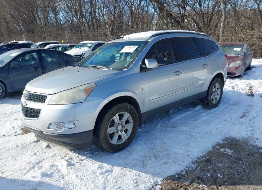Photo 2 of 2010 Chevrolet Traverse LT (VIN 1GNLRGED2AJ207760)