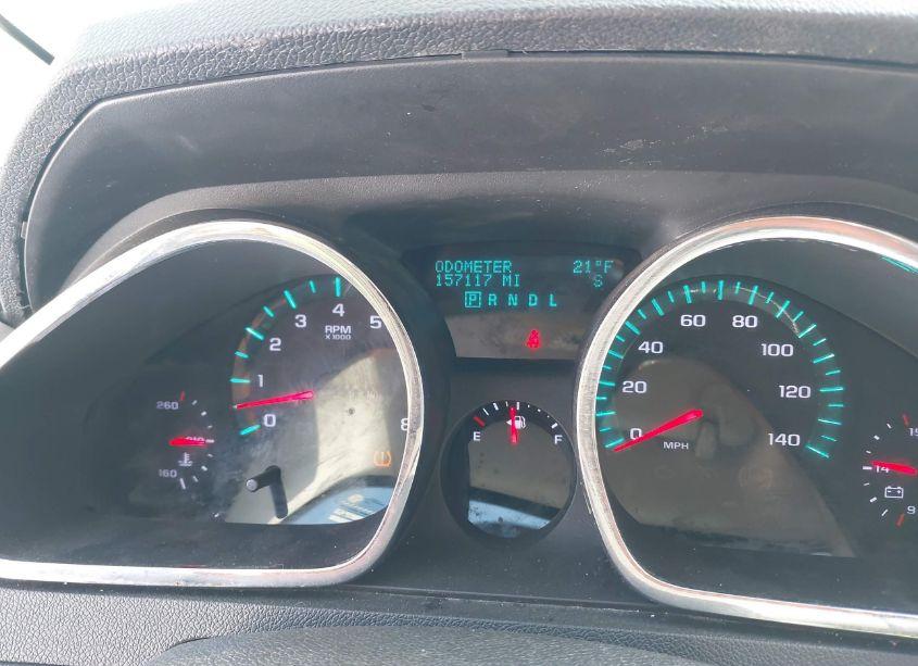 Photo 7 of 2010 Chevrolet Traverse LT (VIN 1GNLRGED2AJ207760)