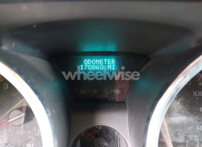 Photo 7 of 2010 Chevrolet Traverse LT (VIN 1GNLRGED3AJ218220)