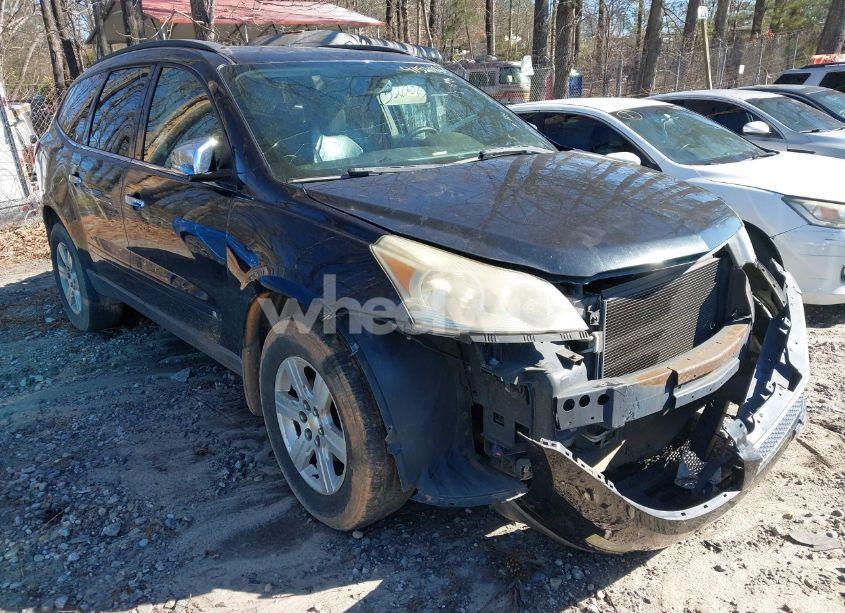 2010 Chevrolet Traverse LT (VIN 1GNLRGED3AS124171) main photo