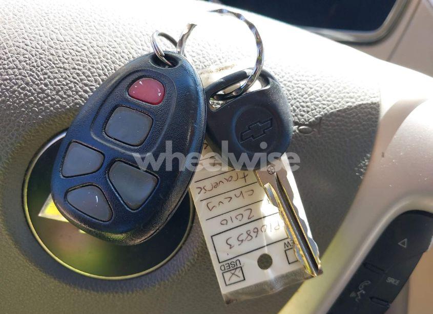 Photo 11 of 2010 Chevrolet Traverse LT (VIN 1GNLRGED5AS106853)