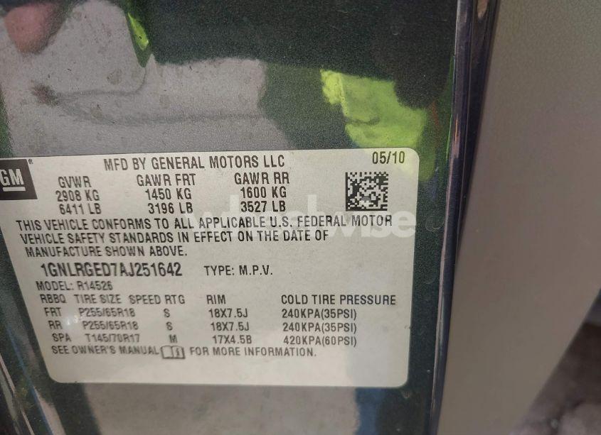 Photo 9 of 2010 Chevrolet Traverse LT (VIN 1GNLRGED7AJ251642)