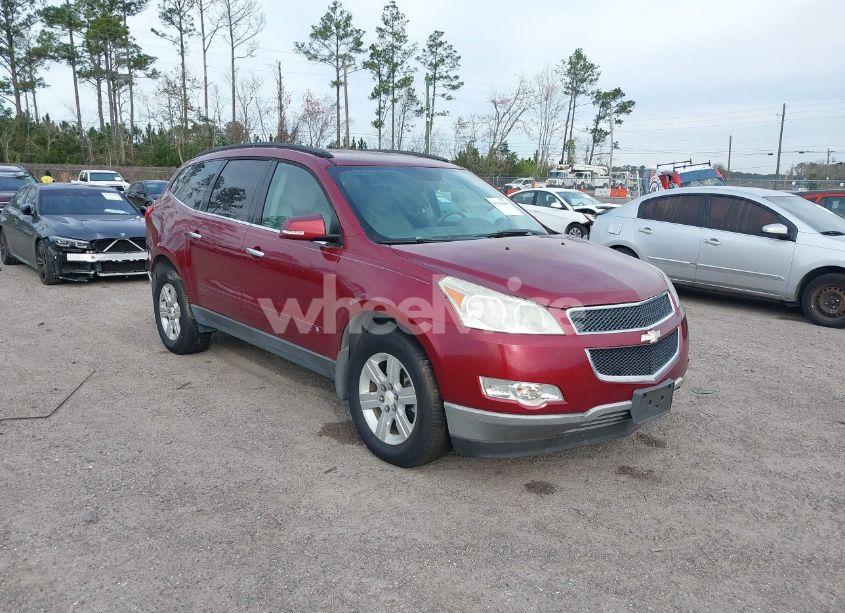 2010 Chevrolet Traverse LT (VIN 1GNLRGED7AS125288) main photo