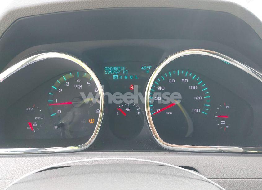 Photo 7 of 2010 Chevrolet Traverse LT (VIN 1GNLRGED7AS125288)