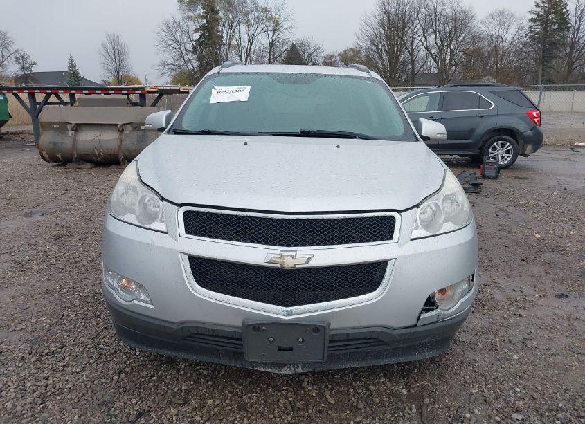Photo 12 of 2010 Chevrolet Traverse LT (VIN 1GNLRGED8AS132024)