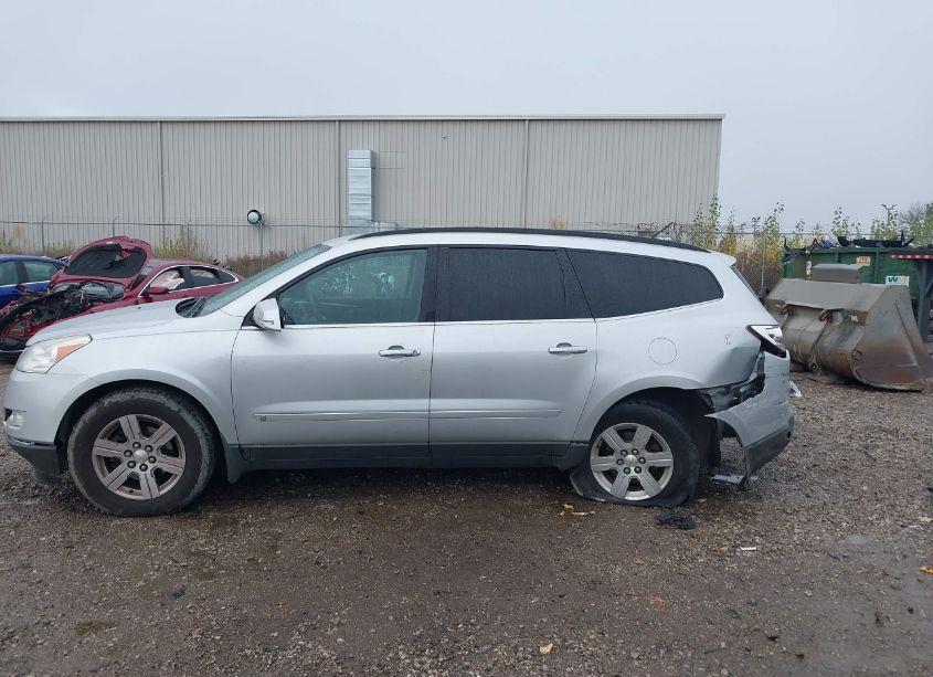 Photo 14 of 2010 Chevrolet Traverse LT (VIN 1GNLRGED8AS132024)