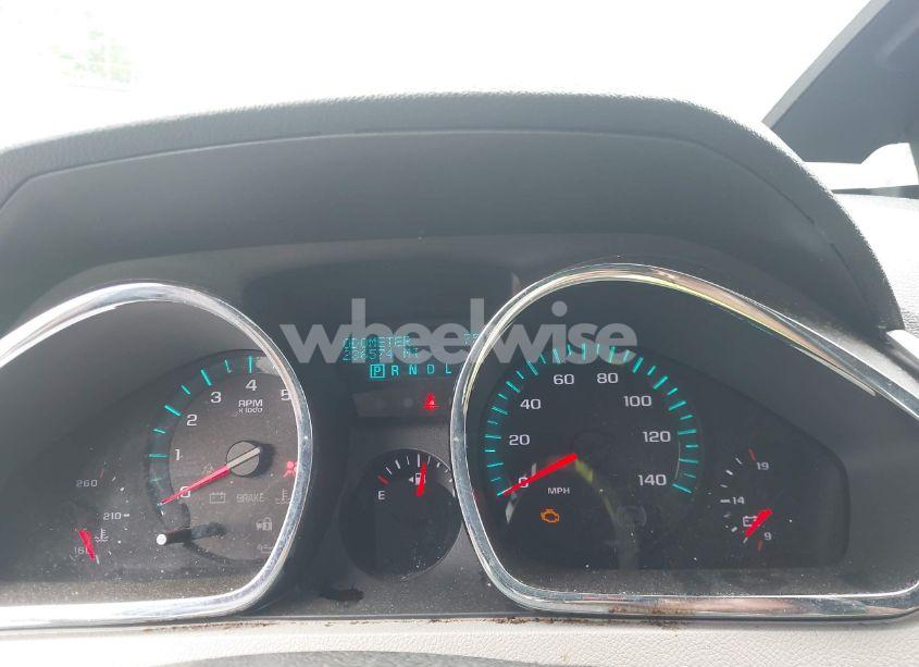 Photo 7 of 2010 Chevrolet Traverse LTZ (VIN 1GNLRHED0AS127048)