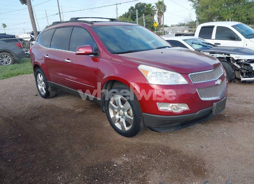 2010 Chevrolet Traverse LTZ (VIN 1GNLRHED1AS133182) main photo