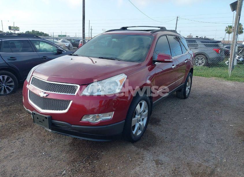 Photo 2 of 2010 Chevrolet Traverse LTZ (VIN 1GNLRHED1AS133182)