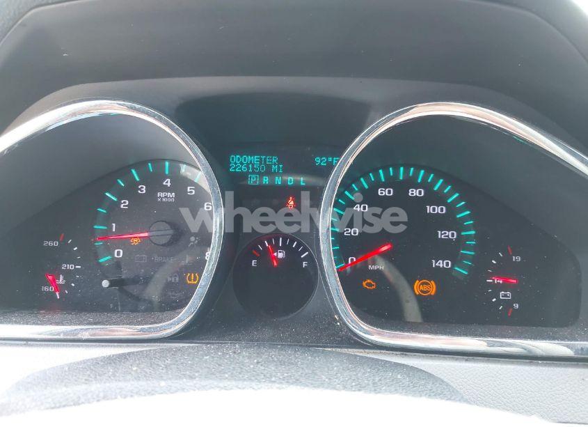 Photo 7 of 2010 Chevrolet Traverse LTZ (VIN 1GNLRHED3AJ193289)