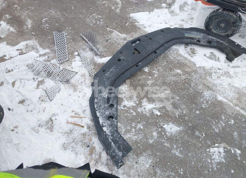 Photo 12 of 2010 Chevrolet Traverse LTZ (VIN 1GNLRHED7AS123675)