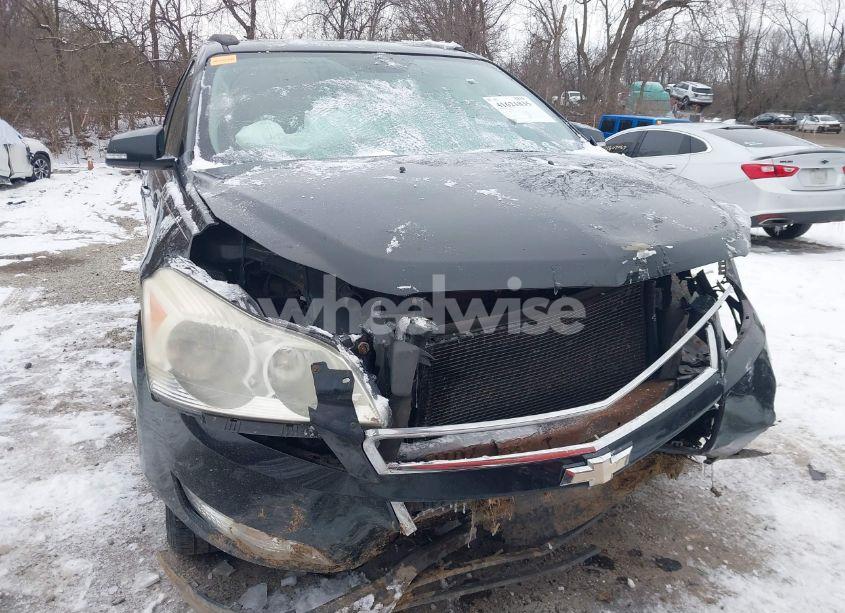 Photo 13 of 2010 Chevrolet Traverse LTZ (VIN 1GNLRHED7AS123675)